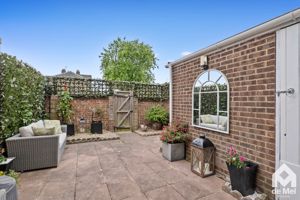 Photo 9- click for photo gallery